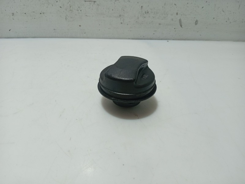 Recambio de tapon combustible para opel astra h (a04) 1.6 (l48) referencia OEM IAM 315242409  