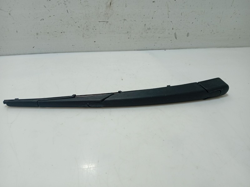 Recambio de brazo limpia trasero para opel astra h (a04) 1.6 (l48) referencia OEM IAM 93178858  