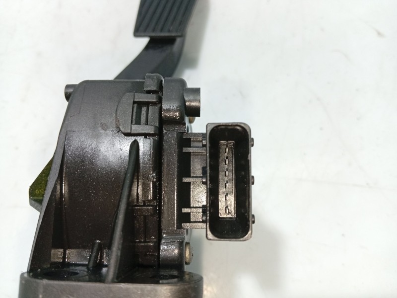Recambio de pedal acelerador para opel astra h (a04) 1.6 (l48) referencia OEM IAM 9193186  