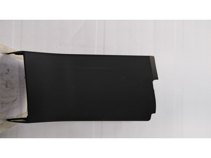 Recambio de moldura pilar derecho para  referencia OEM IAM 1607149680  