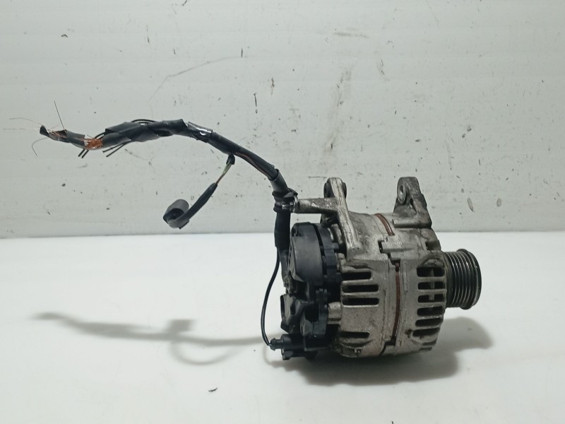 Recambio de alternador para skoda fabia ii (542) 1.4 tdi referencia OEM IAM 038903018RX  