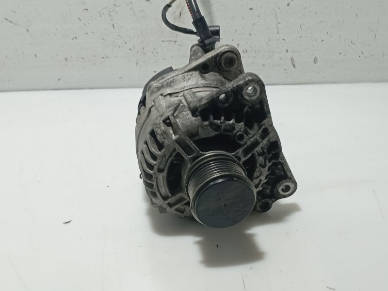 Recambio de alternador para skoda fabia ii (542) 1.4 tdi referencia OEM IAM 038903018RX  