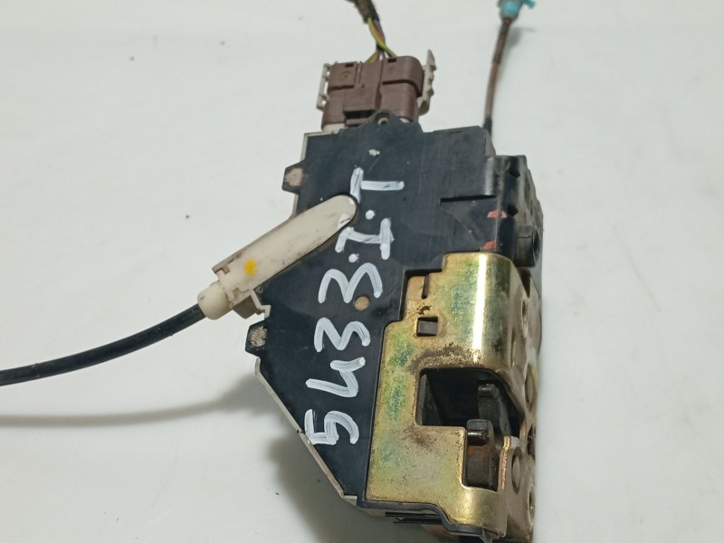 Recambio de cerradura puerta trasera izquierda para citroën c4 berlina referencia OEM IAM 9137E0  