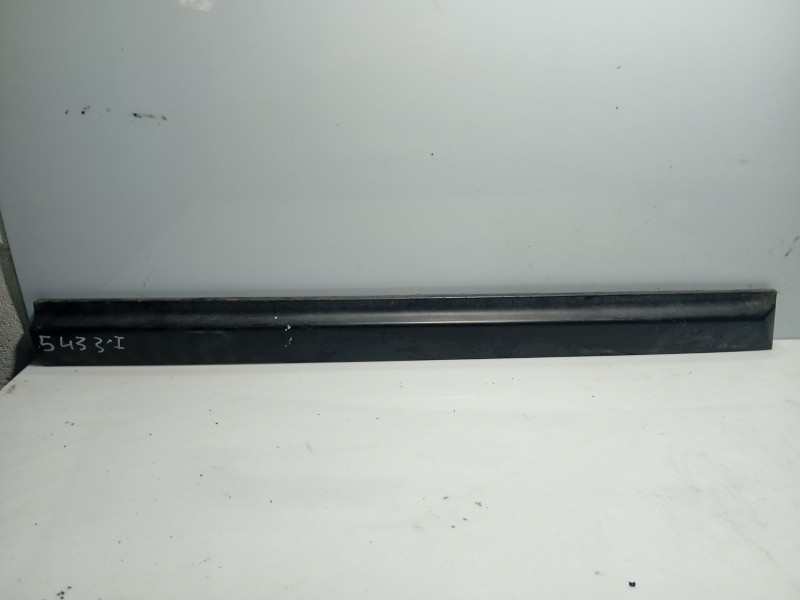 Recambio de moldura para citroën c4 berlina referencia OEM IAM 9646791777  