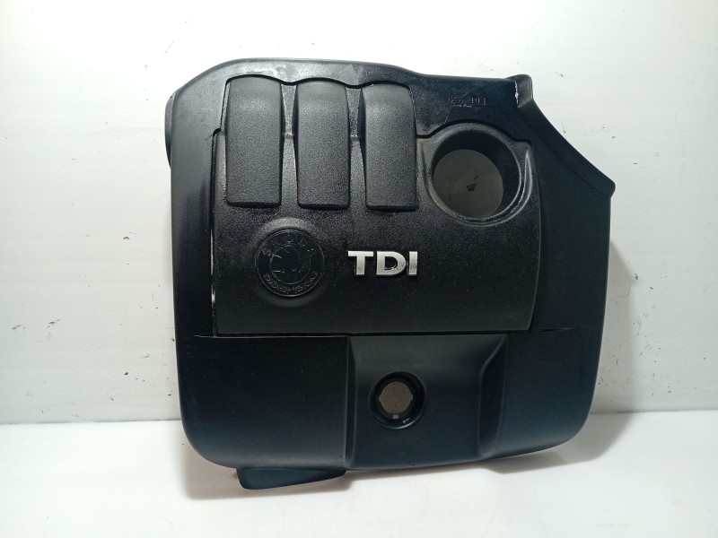 Recambio de tapa motor para skoda fabia ii (542) 1.4 tdi referencia OEM IAM   