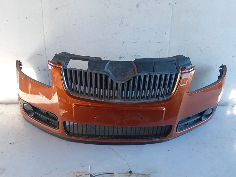 Recambio de paragolpes delantero para skoda fabia ii (542) 1.4 tdi referencia OEM IAM 5J0807221  