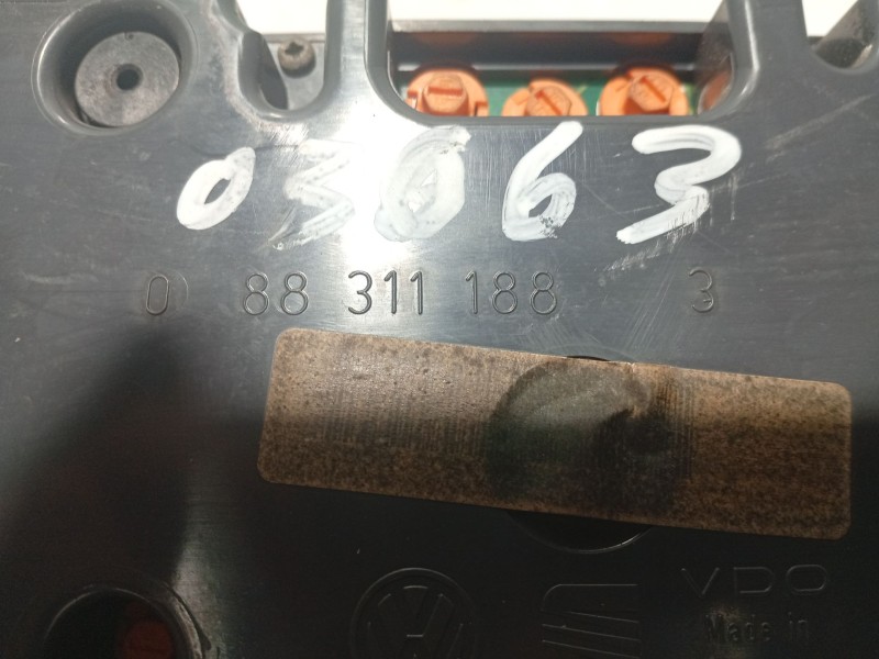 Recambio de cuadro instrumentos para volkswagen golf iii berlina (1h1) referencia OEM IAM 87001262 1H6919033AA 0883111883