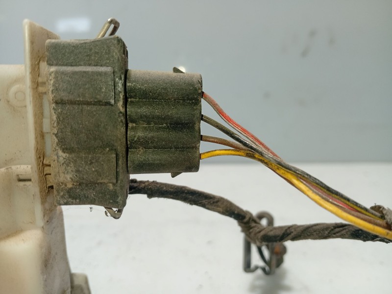 Recambio de cerradura puerta delantera izquierda para volkswagen golf iii berlina (1h1) referencia OEM IAM 1H1837015N  