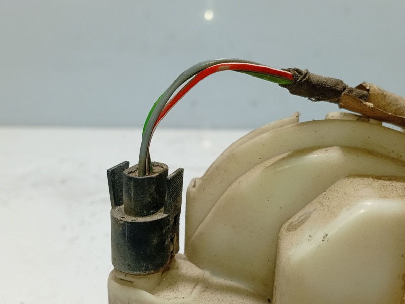 Recambio de cerradura puerta delantera derecha para volkswagen golf iii berlina (1h1) referencia OEM IAM 1H0862154  