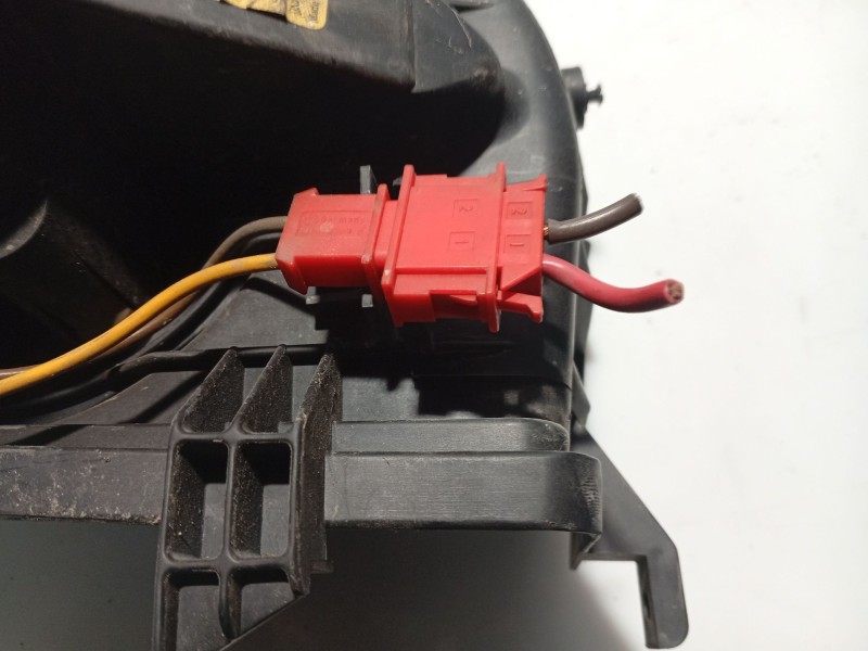 Recambio de ventilador calefaccion para volkswagen golf iii berlina (1h1) referencia OEM IAM 1H1820021 1H1819021 833658