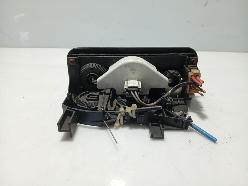 Recambio de mando calefaccion / aire acondicionado para volkswagen golf iii berlina (1h1) referencia OEM IAM 1H0819045  