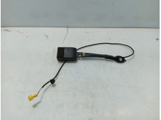 Recambio de anclaje cinturon delantero derecho para mercedes-benz clase a (w176) a 200 cdi / d (176.008) referencia OEM IAM   