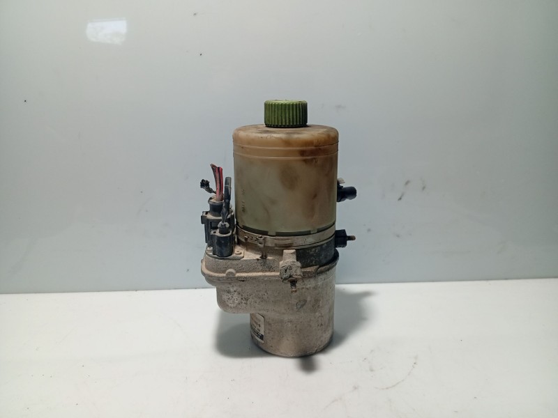 Recambio de bomba direccion para seat ibiza iii (6l1) 1.4 16v referencia OEM IAM 6Q0423156Q  