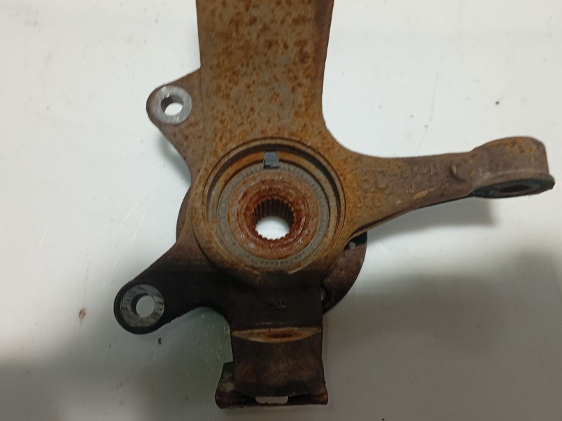 Recambio de mangueta delantera derecha para toyota aygo (kgb/wnb) referencia OEM IAM 432110H010  