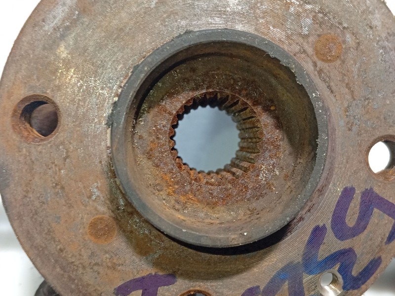 Recambio de mangueta delantera izquierda para toyota aygo (kgb/wnb) referencia OEM IAM 432120H010  