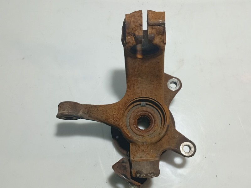 Recambio de mangueta delantera izquierda para toyota aygo (kgb/wnb) referencia OEM IAM 432120H010  