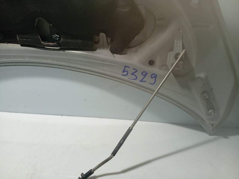 Recambio de capot para toyota aygo (kgb/wnb) referencia OEM IAM 533010H010  