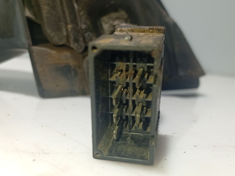 Recambio de retrovisor izquierdo para audi a4 b5 (8d2) 1.8 referencia OEM IAM 8D1858531J  