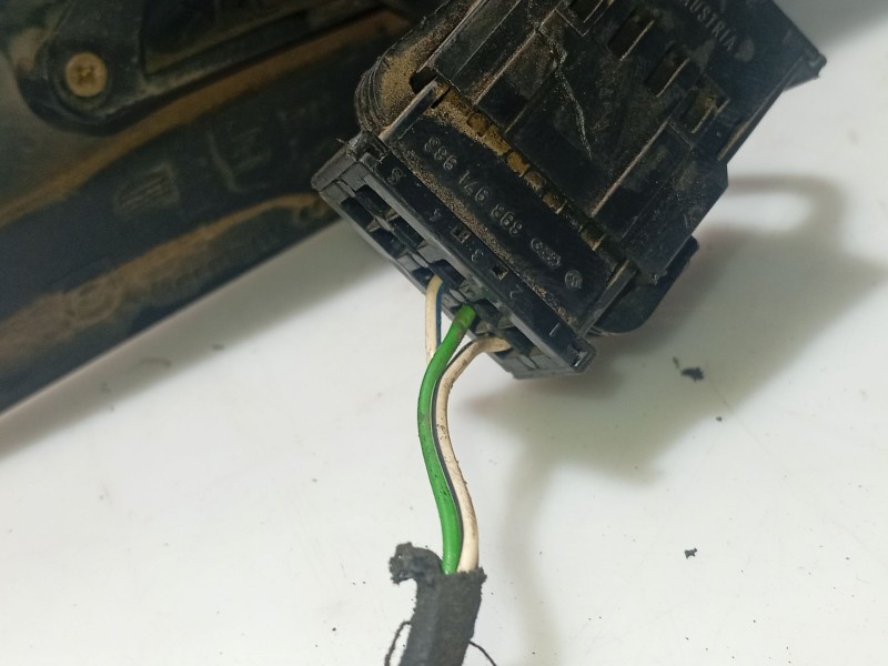 Recambio de retrovisor derecho para audi a4 b5 (8d2) 1.8 referencia OEM IAM 8D1858532J  