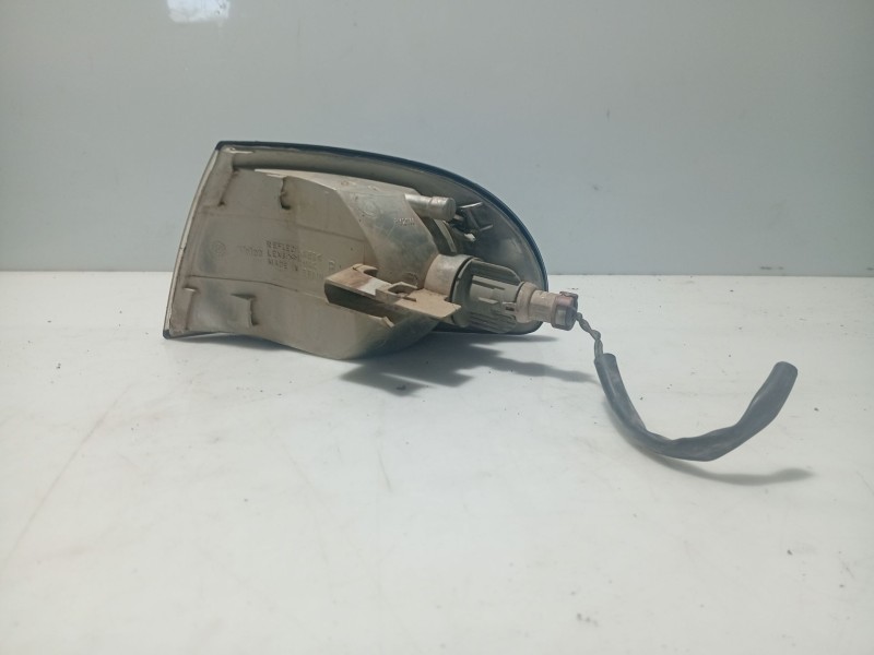 Recambio de piloto delantero derecho para audi a4 b5 (8d2) 1.8 referencia OEM IAM 8A0953050A  