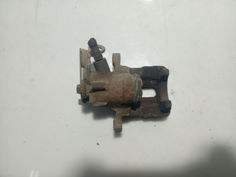 Recambio de pinza freno trasera izquierda para audi a4 b5 (8d2) 1.8 referencia OEM IAM 8D0615123V  
