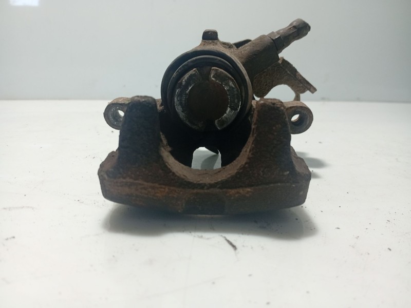 Recambio de pinza freno trasera izquierda para audi a4 b5 (8d2) 1.8 referencia OEM IAM 8D0615123V  