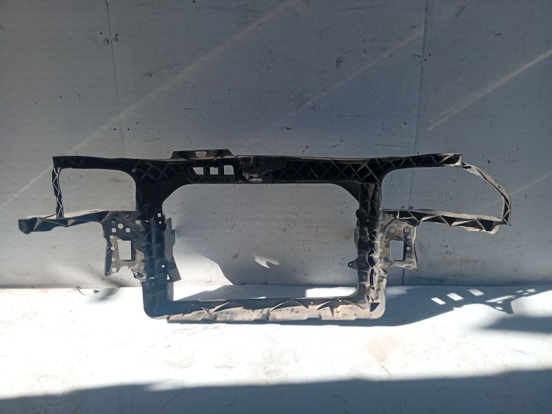 Recambio de panel frontal para seat ibiza iii (6l1) 1.4 16v referencia OEM IAM 6L0805588A  