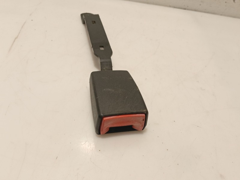 Recambio de anclaje cinturon delantero izquierdo para skoda fabia i (6y2) 1.2 referencia OEM IAM   