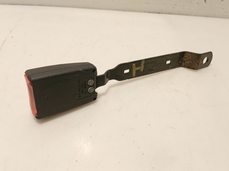 Recambio de anclaje cinturon delantero izquierdo para skoda fabia i (6y2) 1.2 referencia OEM IAM   