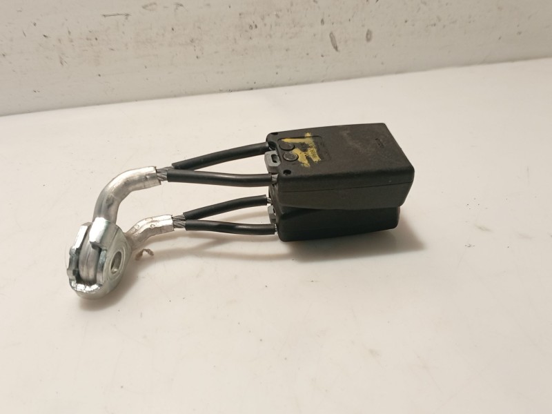 Recambio de anclaje cinturon trasero izquierdo para skoda fabia i (6y2) 1.2 referencia OEM IAM   