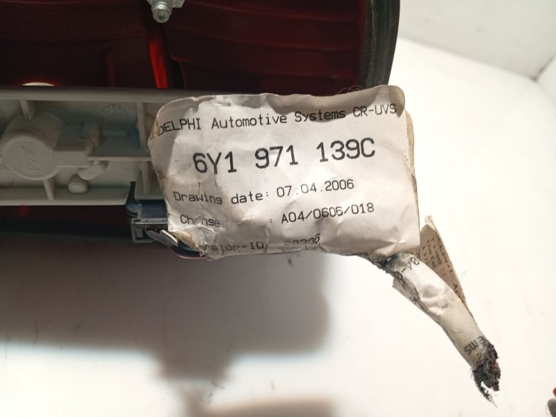 Recambio de piloto trasero izquierdo para skoda fabia i (6y2) 1.2 referencia OEM IAM 6Y6945111B  