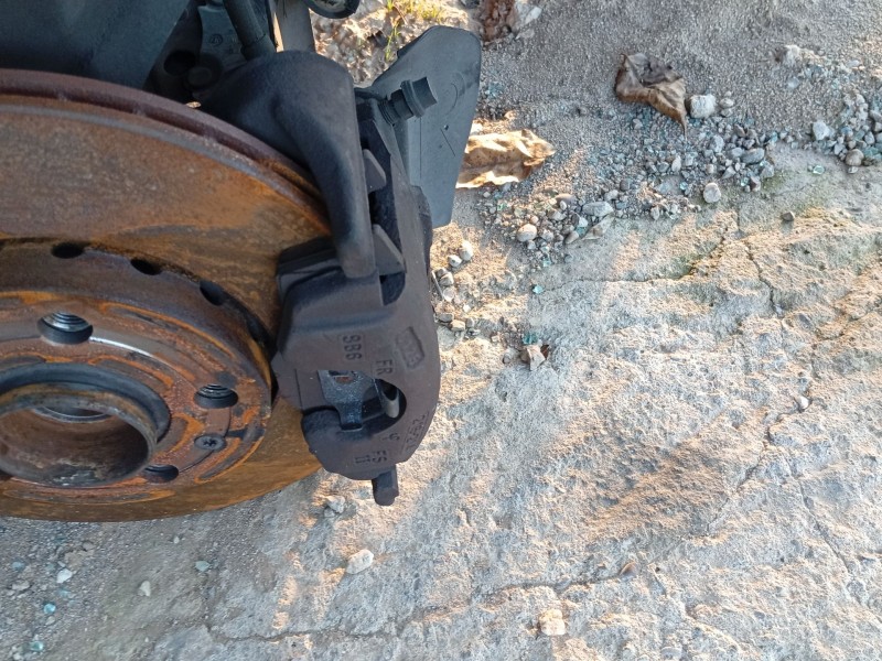 Recambio de pinza freno delantera derecha para skoda fabia i (6y2) 1.2 referencia OEM IAM 6N0615124B  