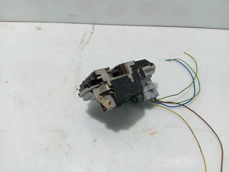 Recambio de cerradura puerta delantera izquierda para citroën xsara picasso (n68) 1.6 hdi referencia OEM IAM 9135H5  