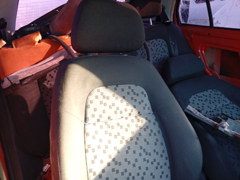 Recambio de asiento delantero derecho para skoda fabia i (6y2) 1.2 referencia OEM IAM   