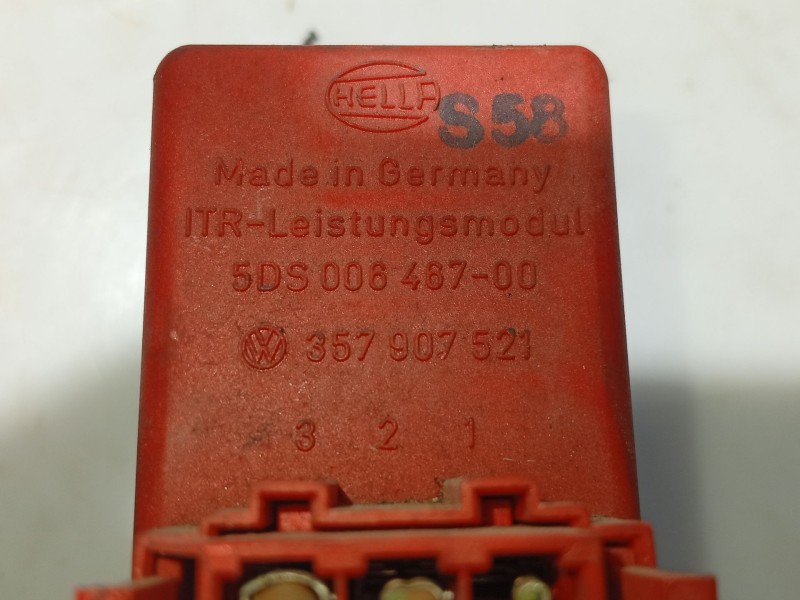 Recambio de resistencia calefaccion para audi a4 b5 (8d2) 1.9 tdi referencia OEM IAM 5DS00646700  