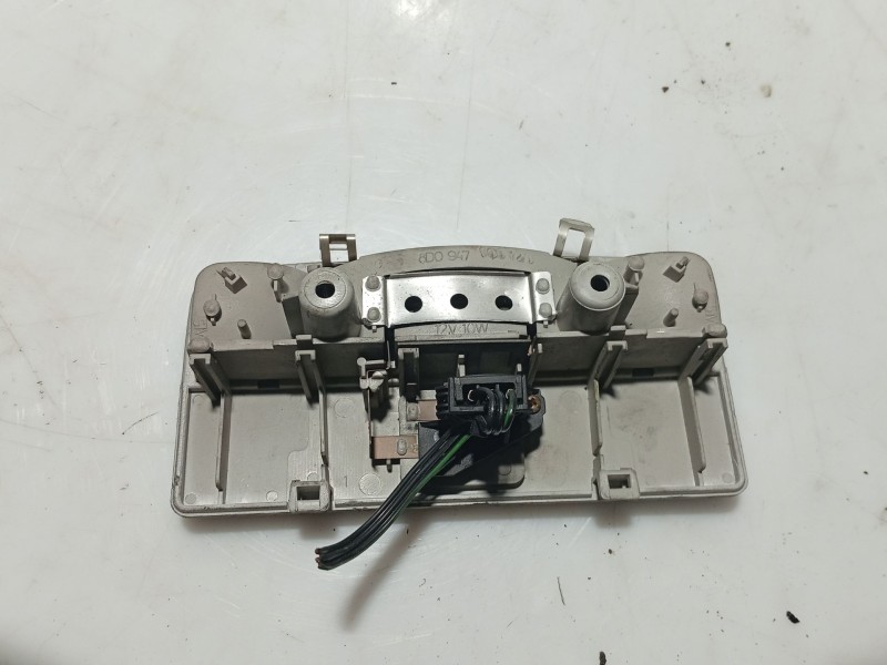 Recambio de luz interior para audi a4 b5 (8d2) 1.9 tdi referencia OEM IAM 8D0947105Y20  