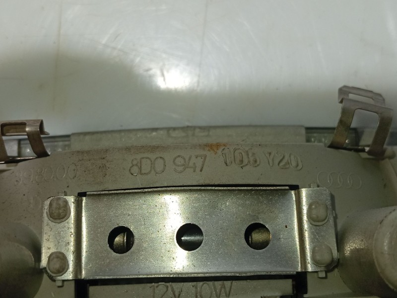 Recambio de luz interior para audi a4 b5 (8d2) 1.9 tdi referencia OEM IAM 8D0947105Y20  