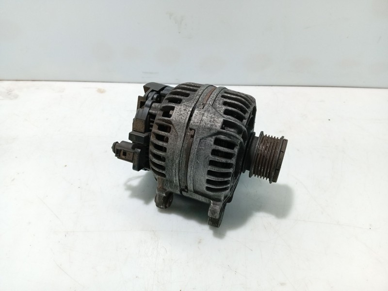 Recambio de alternador para audi a3 (8l) 1.9 tdi referencia OEM IAM  DINAMO 