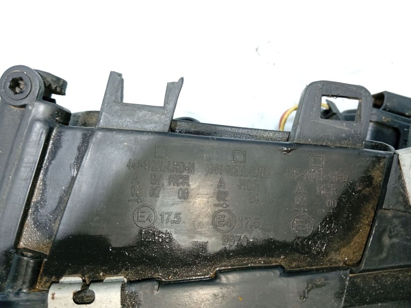 Recambio de faro izquierdo para audi a3 (8l) 1.9 tdi referencia OEM IAM   