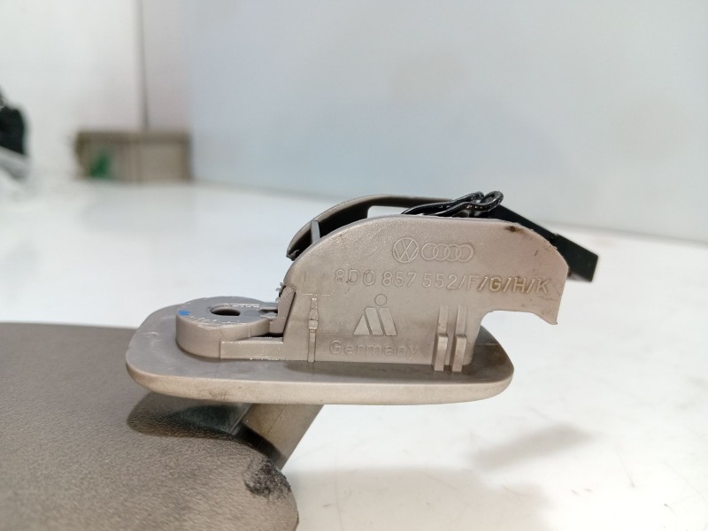 Recambio de parasol derecho para audi a3 (8l) 1.9 tdi referencia OEM IAM   