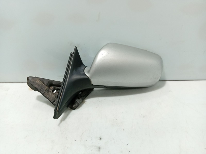 Recambio de retrovisor izquierdo para audi a3 (8l) 1.9 tdi referencia OEM IAM   