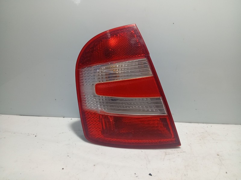 Recambio de piloto trasero izquierdo para skoda fabia i (6y2) 1.2 referencia OEM IAM 6Y6945111B  