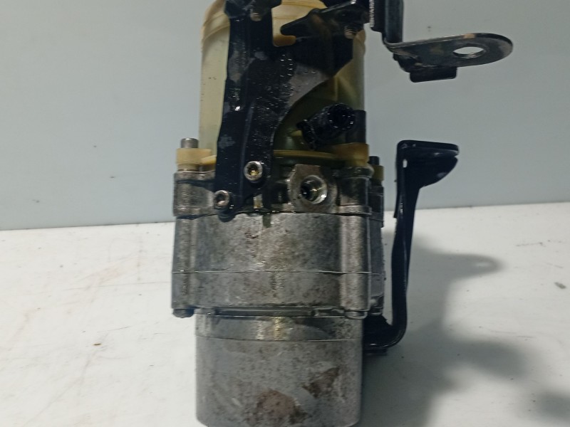 Recambio de bomba direccion para skoda fabia i (6y2) 1.2 referencia OEM IAM 6R0423156C  