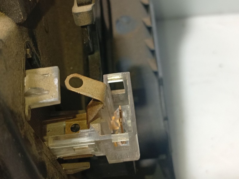 Recambio de guantera para skoda fabia i (6y2) 1.2 referencia OEM IAM 6Y185712147H  