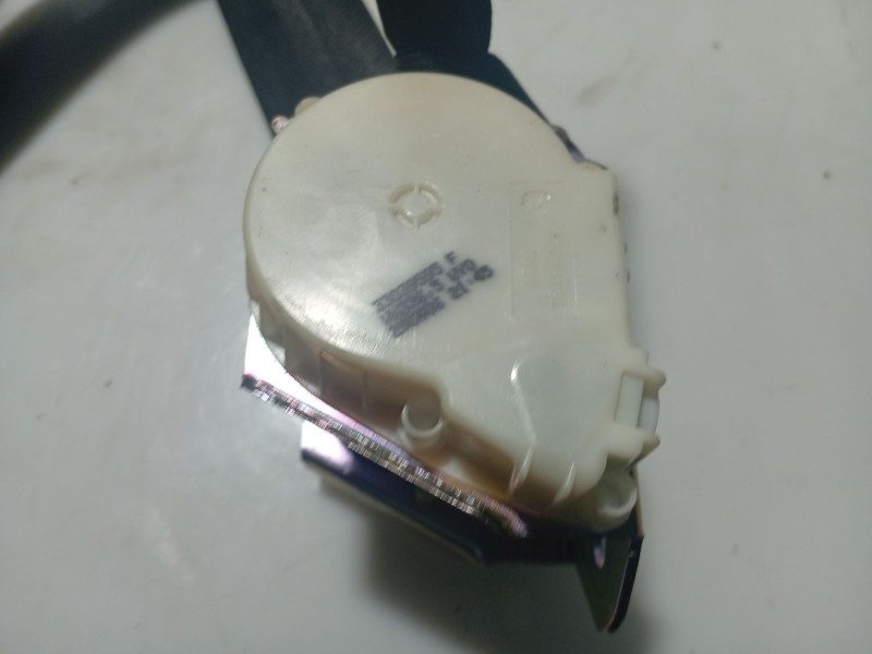 Recambio de cinturon seguridad trasero central para skoda fabia i (6y2) 1.2 referencia OEM IAM 6Y0857807041  