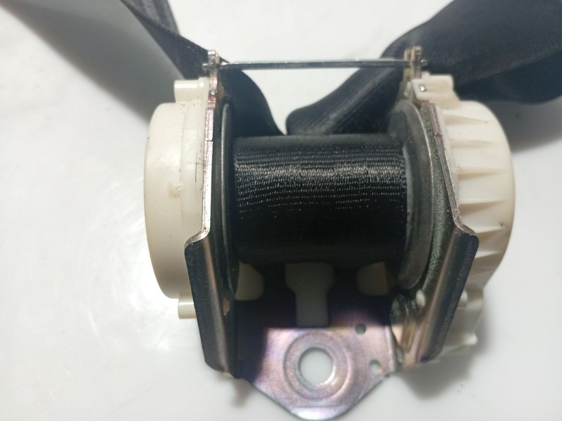 Recambio de cinturon seguridad trasero central para skoda fabia i (6y2) 1.2 referencia OEM IAM 6Y0857807041  