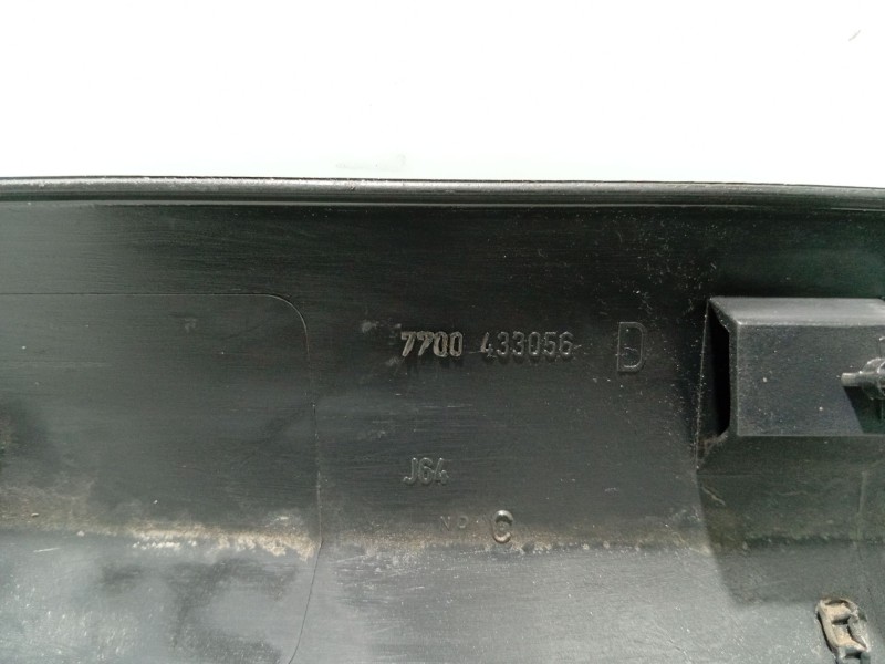 Recambio de moldura para renault megane scénic (ja0/1_) 1.9 d (ja0j) referencia OEM IAM   