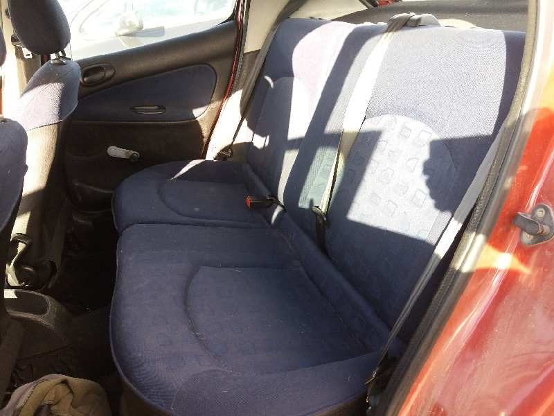 peugeot 206 berlina 1.4   |   0.98 - ... | 1998 | 75 cv / 55 kw del año 1998