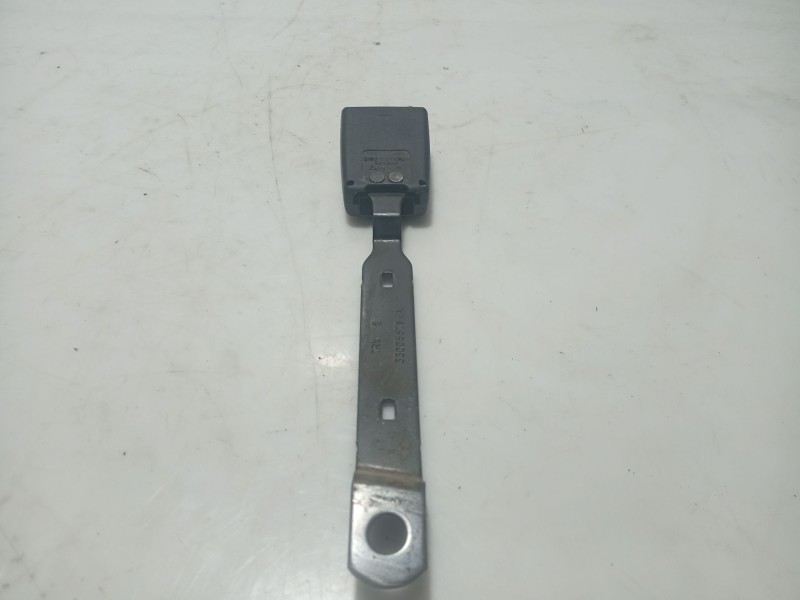 Recambio de anclaje cinturon delantero izquierdo para skoda fabia i (6y2) 1.2 referencia OEM IAM   