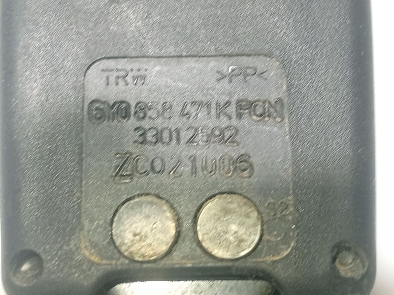 Recambio de anclaje cinturon delantero izquierdo para skoda fabia i (6y2) 1.2 referencia OEM IAM   